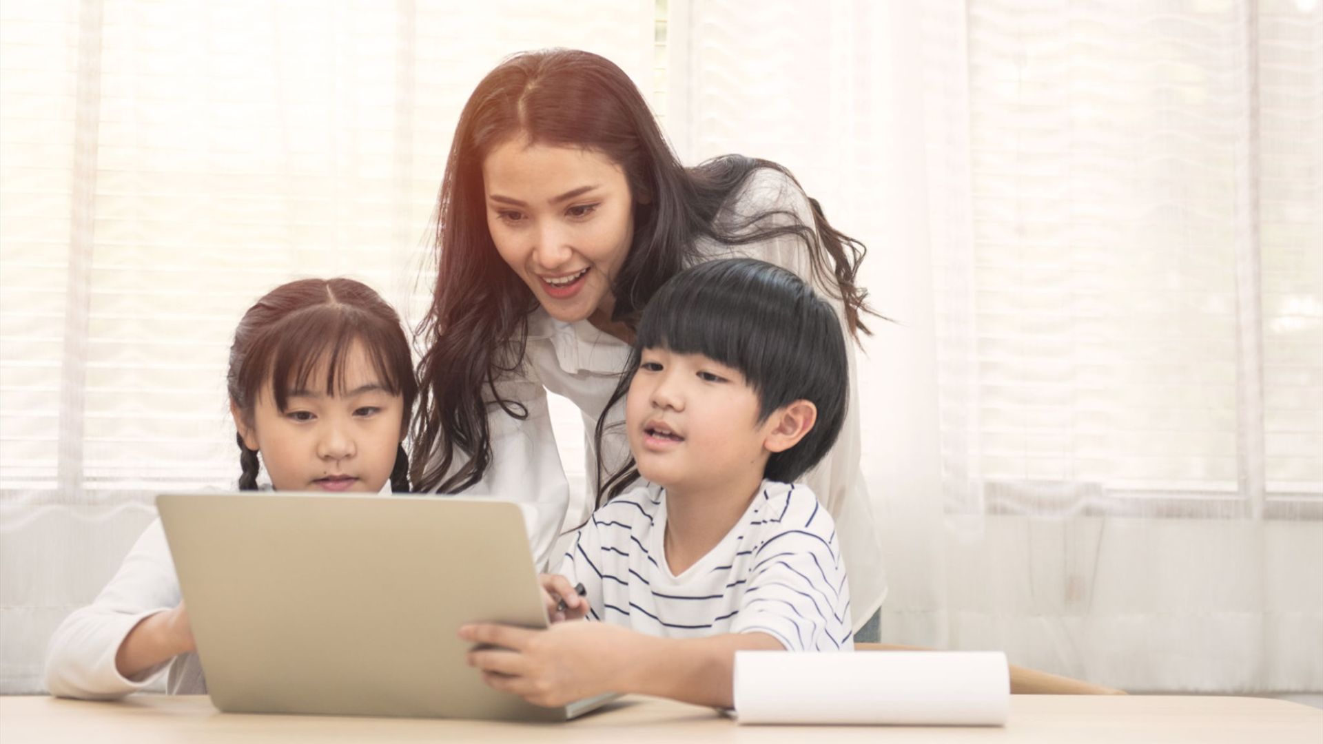 Phần mềm lập trình cho học sinh: Cách bé tiếp cận ngôn ngữ lập trình từ sớm