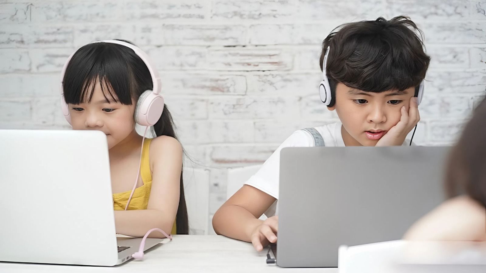 Top 3 phần mềm lập trình cho học sinh ba mẹ cần biết.