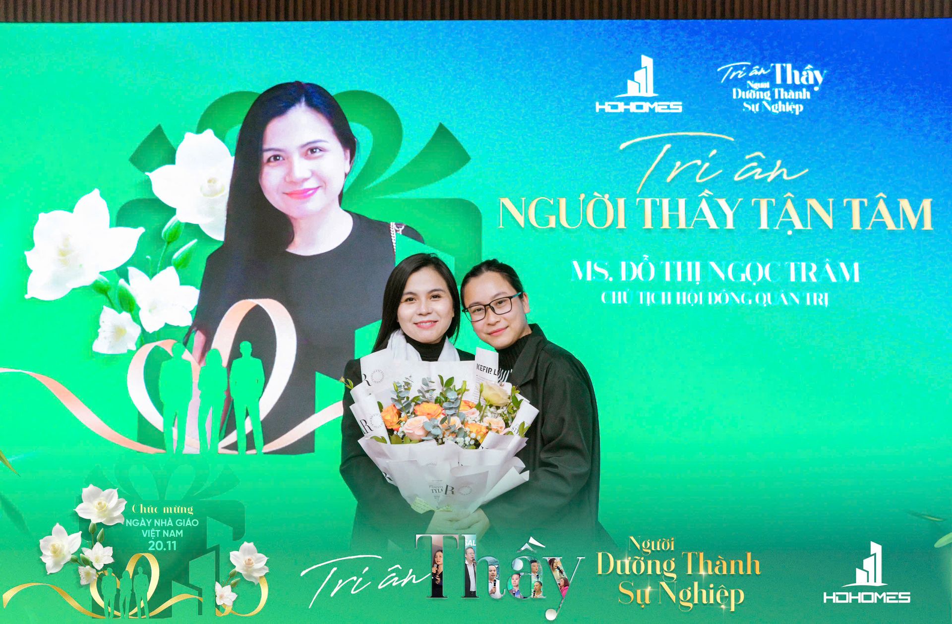 Chị Lê Thị Lý đến từ team HD21 cùng người “Thầy” đầu tiên của chị trong nghề bất động sản.